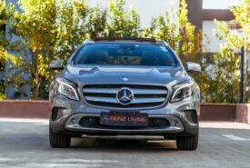 Mercedes Benz GLA 250