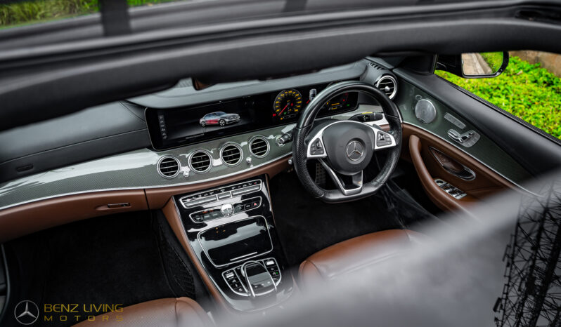 
								Mercedes-Benz E43 AMG full									