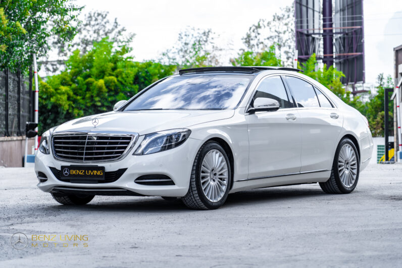 
								Mercedes-Benz S400 full									