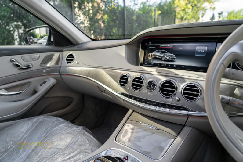 
								Mercedes-Benz S400 full									