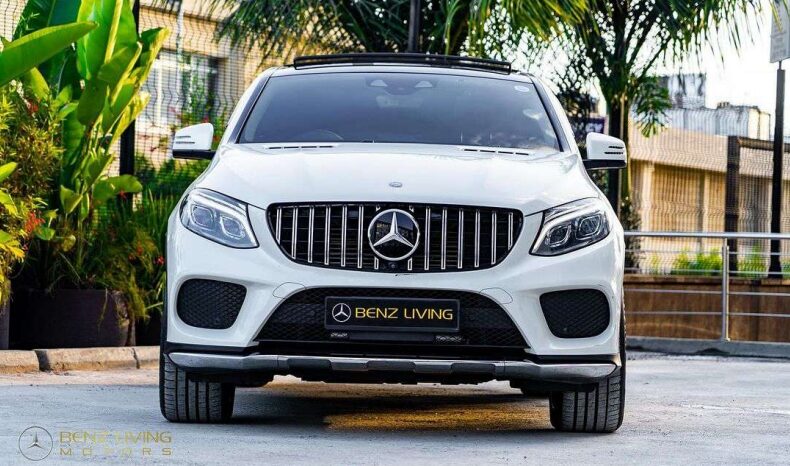 
								Mercedes-Benz GLE350D Coupe full									