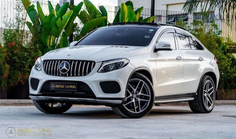 
								Mercedes-Benz GLE350D Coupe full									